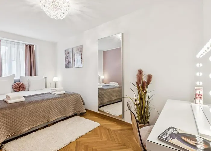 Appartement Old Town Gem By Grossmuenster Free Parking *