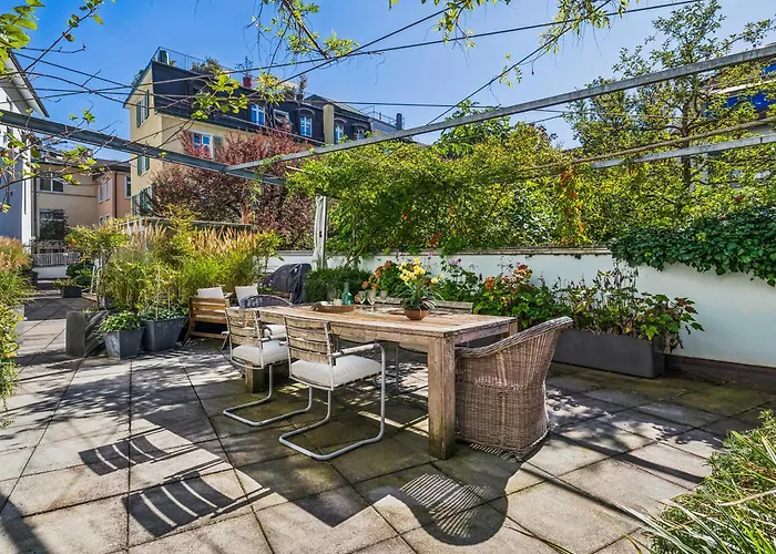 Old Town Gem By Grossmuenster Free Parking Appartement Zurich