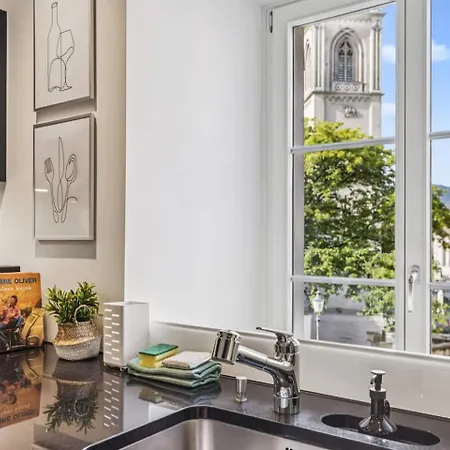 Lägenhet Old Town Gem By Grossmuenster Free Parking *