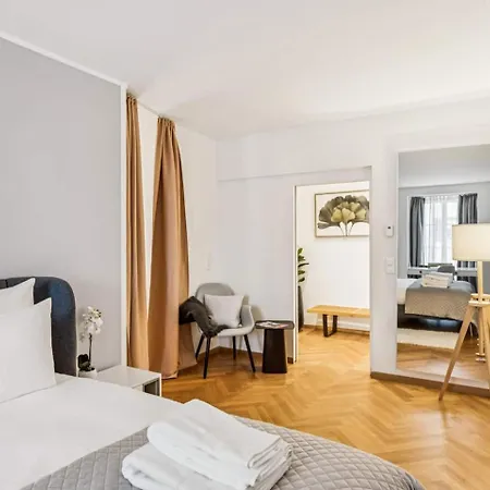 Old Town Gem By Grossmuenster Ac Free Parking