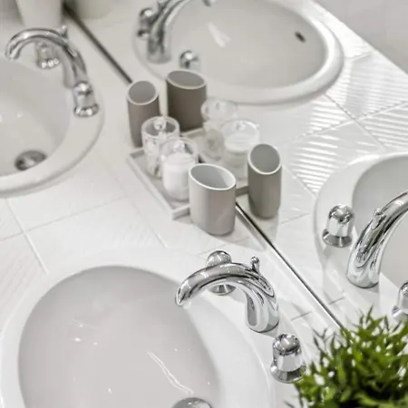 Old Town Gem By Grossmuenster Free Parking