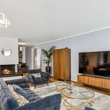 Old Town Gem By Grossmuenster Free Parking Lägenhet *